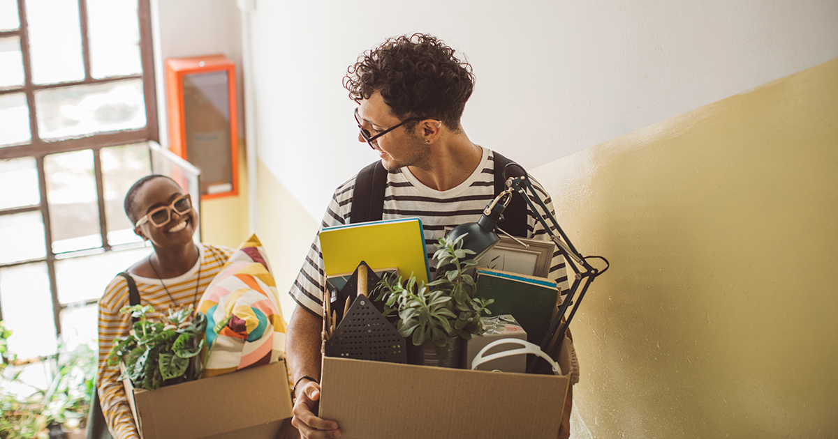 Living Oncampus vs. Offcampus Within Reach